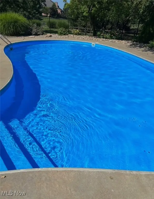 1527 Alexandria Se Parkway, Canton, OH 44709 - #2