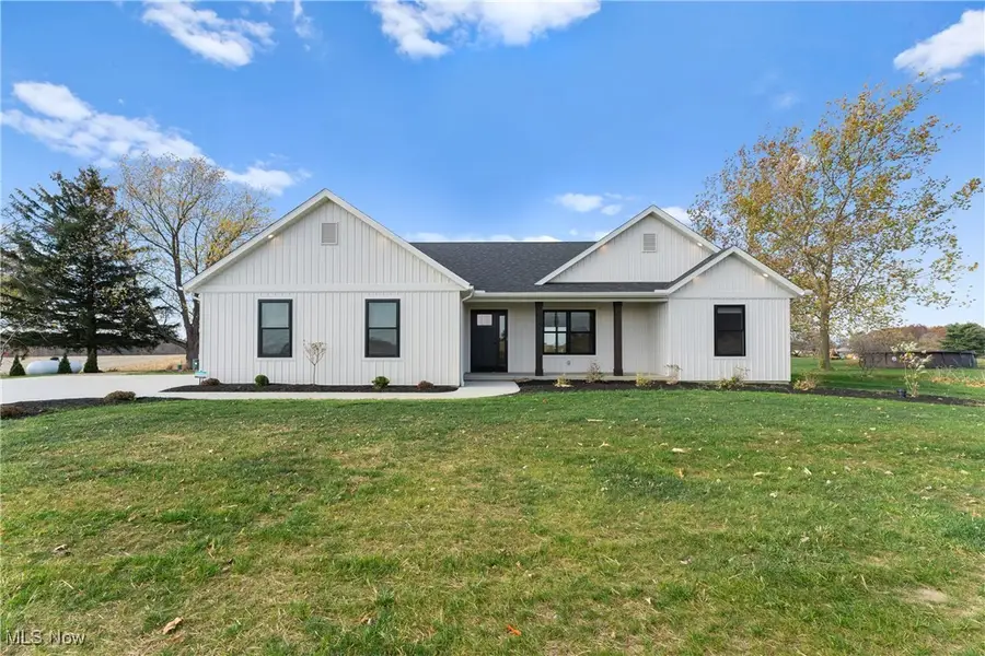 8664 Akron Road, Marshallville, OH 44645 - Image #2