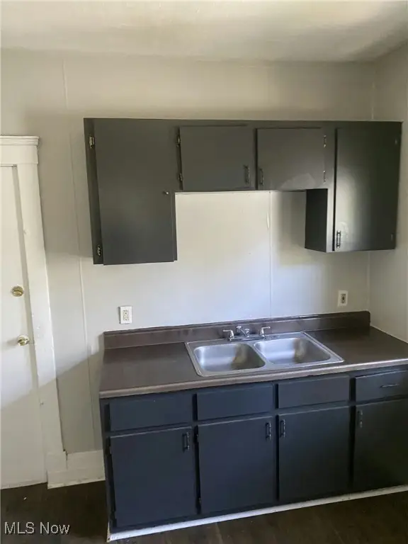 677 E 92nd Street, Cleveland, OH 44108 - Image #3