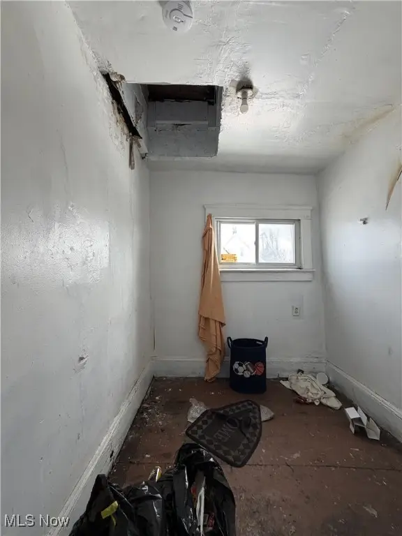 4116 Sackett Avenue, Cleveland, OH 44109 - Image #3