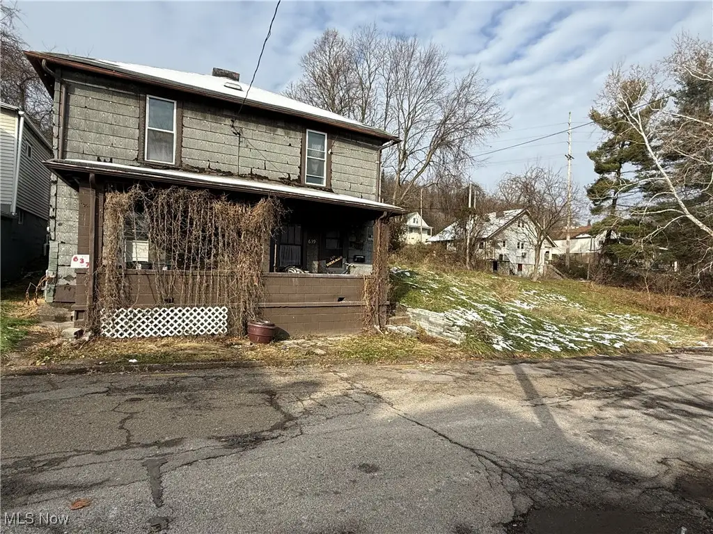 637 and 639 Dehass Street, Martins Ferry, OH 43935 - #1