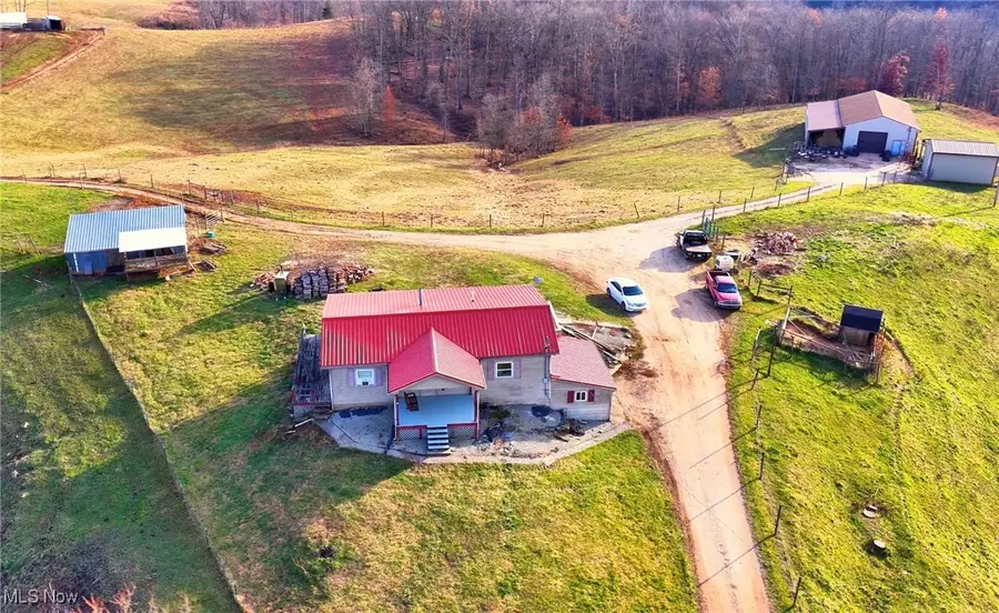 360 E Henniger Road, Lowell, OH 45744 - Image #2