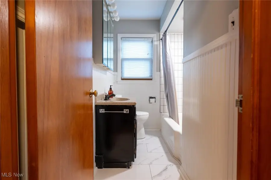 318 Charlotte Street, Bucyrus, OH 44820 - Image #3