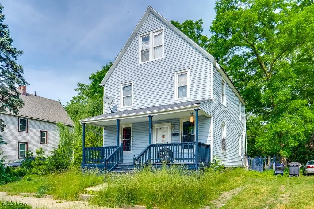 15711 Lotus Drive, Cleveland, OH 44128 - Image #1