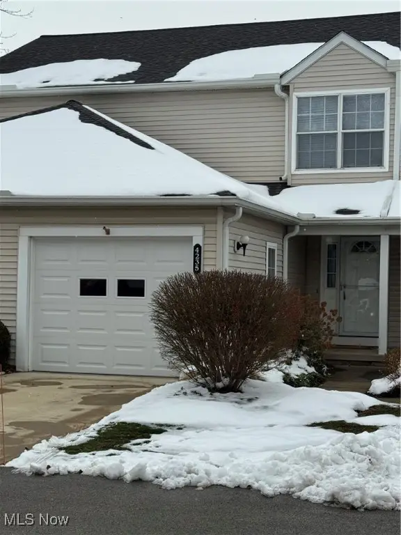 4235 River Ridge Drive #B, Cleveland, OH 44109 - Image #1