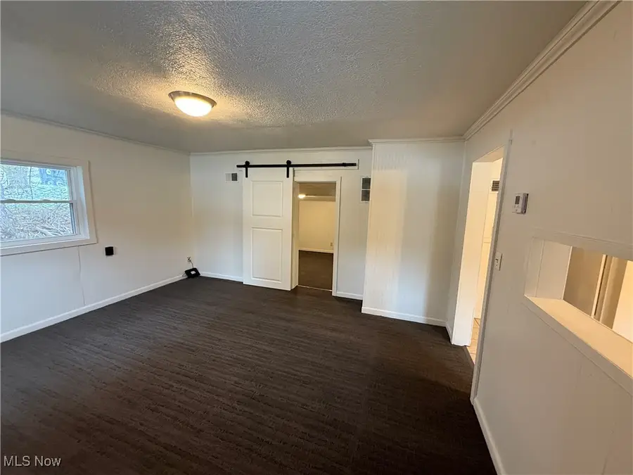 604 Crider Ne Avenue, New Philadelphia, OH 44663 - Image #2