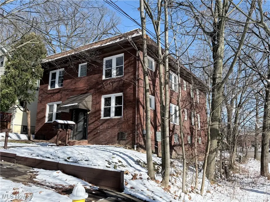 2189 15th Sw Street, Akron, OH 44314 - Image #2