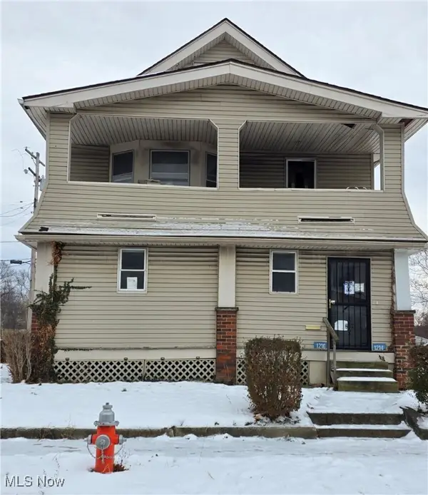 1216 Lakefront Avenue, East Cleveland, OH 44108