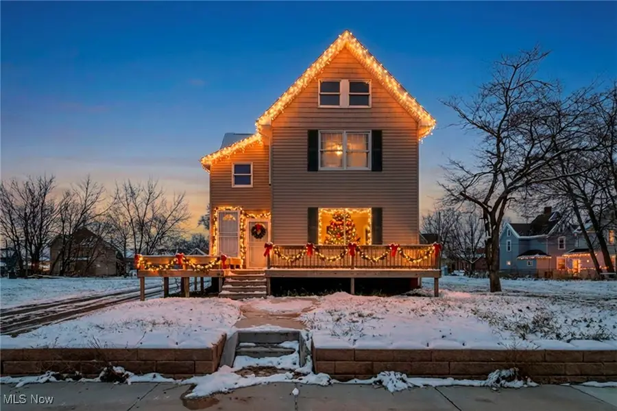 814 Plymouth Nw Court, Canton, OH 44703 - #2