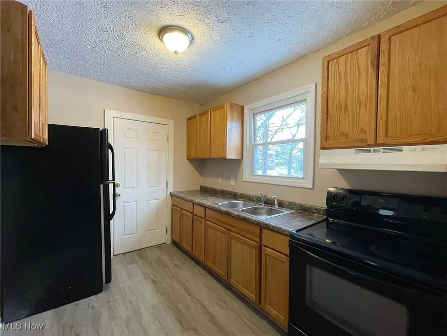 147 Brighton Drive, Akron, OH 44301 - Image #3