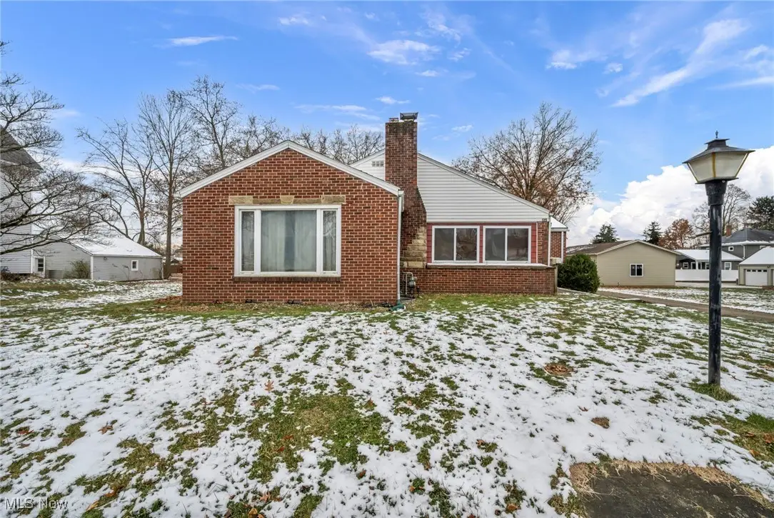 135 Wooster Nw Street, Navarre, OH 44662 - Image #1