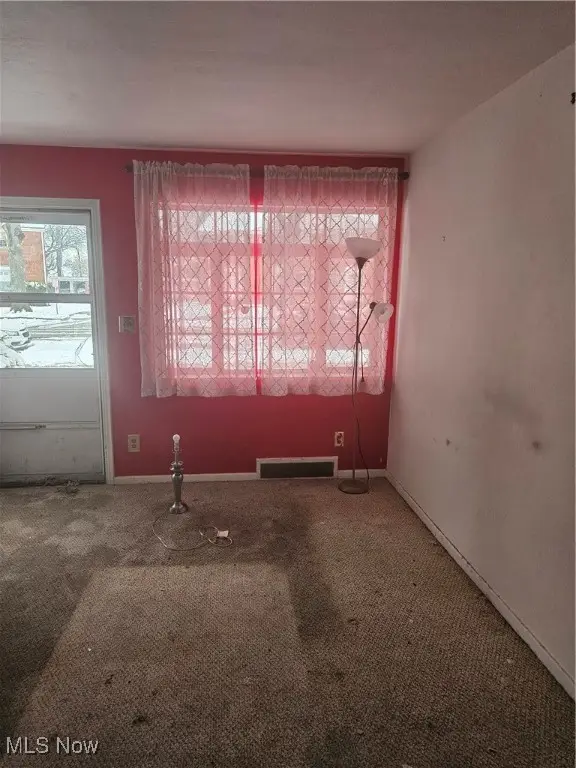 470 Kenwood Drive #D, Euclid, OH 44123 - Image #3