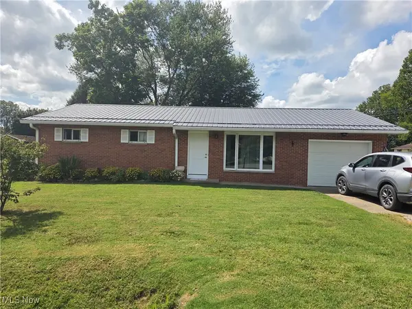 305 Summit Road, Marietta, OH 45750