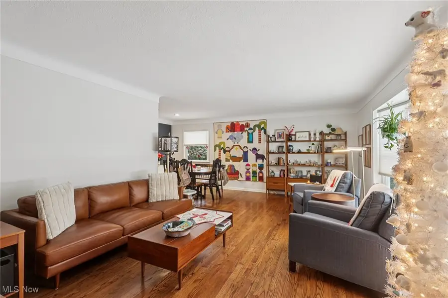 895 Cranbrook Drive, Highland Heights, OH 44143 - Image #3