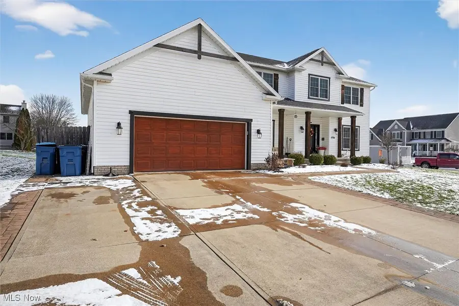 1705 Cornerstone Sw Street, Hartville, OH 44632 - Image #2