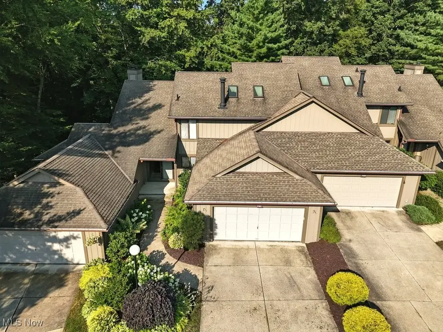 2180 Stone Creek Trail, Cuyahoga Falls, OH 44223 - Image #3