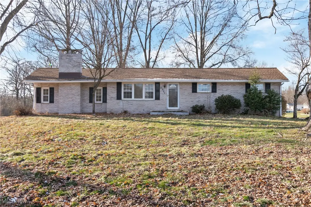 6281 Champion Nw Avenue, Massillon, OH 44646 - Image #1