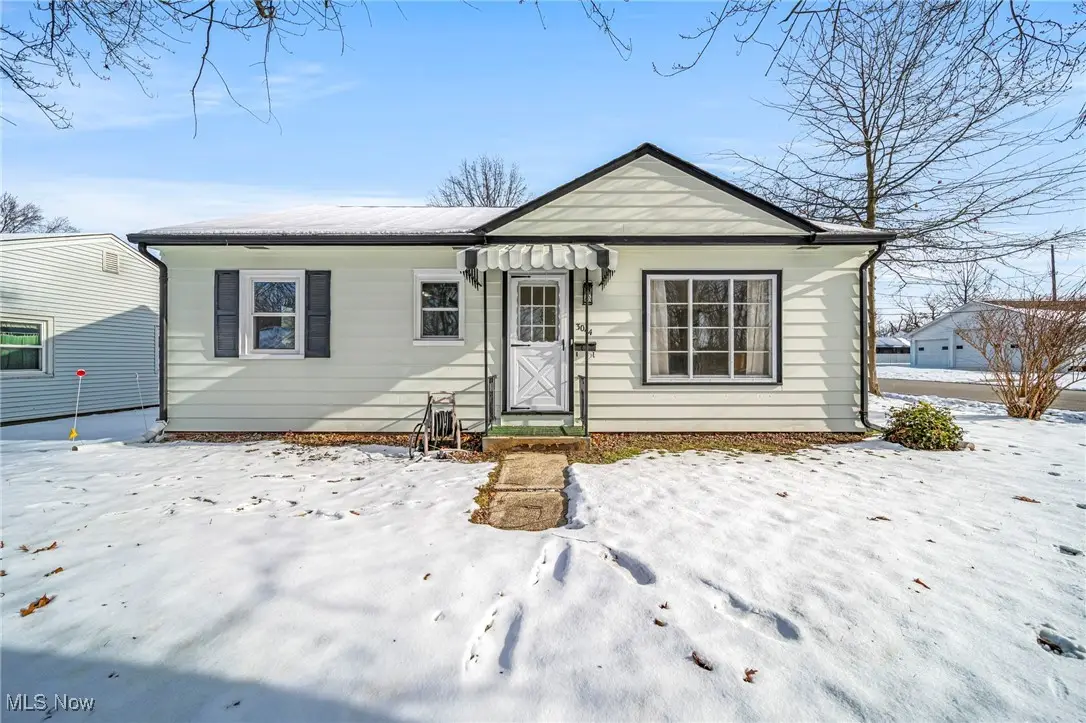 3044 Columbus Avenue, Ashtabula, OH 44004 - Image #1