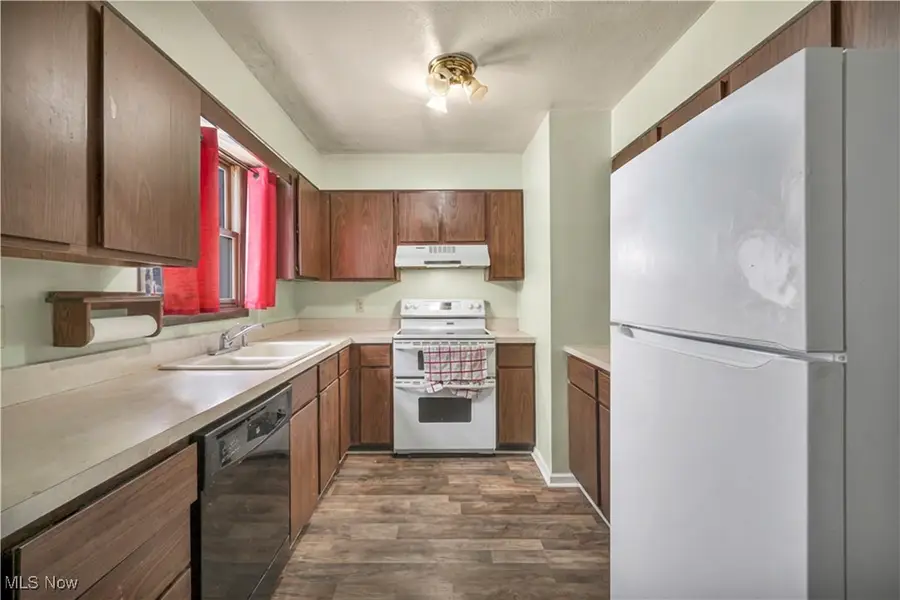 1310 Lindenwood Drive, Lorain, OH 44053 - Image #3