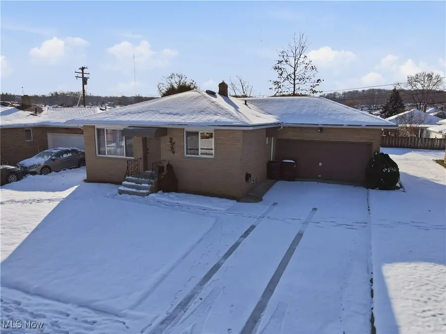 3255 Woodlawn Drive, Parma, OH 44134 - Image #2