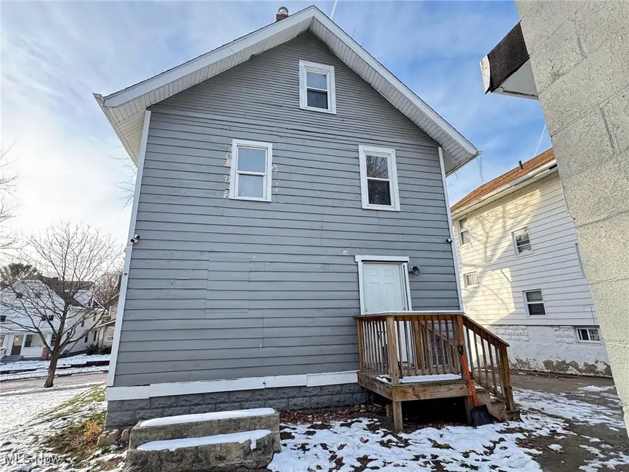 1239 Pondview Avenue, Akron, OH 44305 - Image #3
