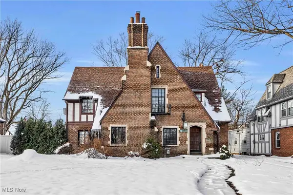 3232 Warrington Road, Shaker Heights, OH 44120