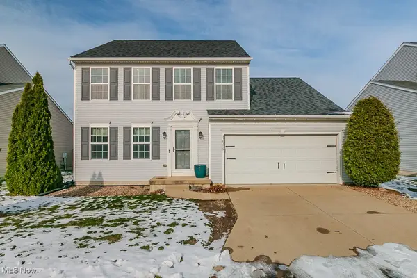 38209 Lonsdale Place, Willoughby, OH 44094