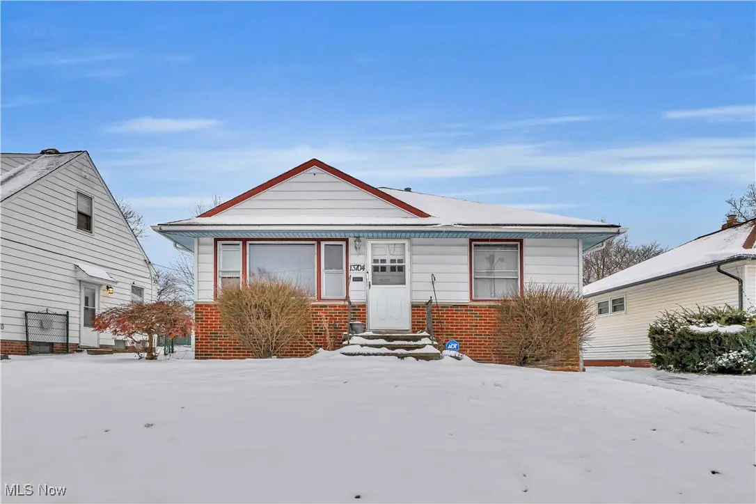 13704 Linn Avenue, Garfield Heights, OH 44125 - Image #1