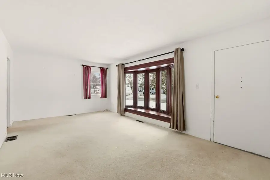 1405 Northmoreland Boulevard, Cuyahoga Falls, OH 44221 - Image #3