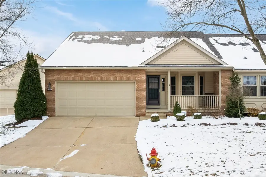2694 Cardington Green, Uniontown, OH 44685 - Image #3