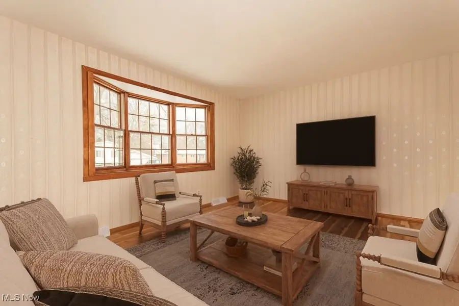 36548 Lakehurst Drive, Eastlake, OH 44095 - Image #3