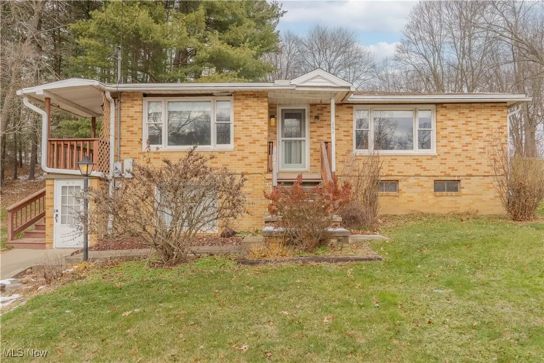 121 Waynesburg Nw Road, Carrollton, OH 44615 - Image #1