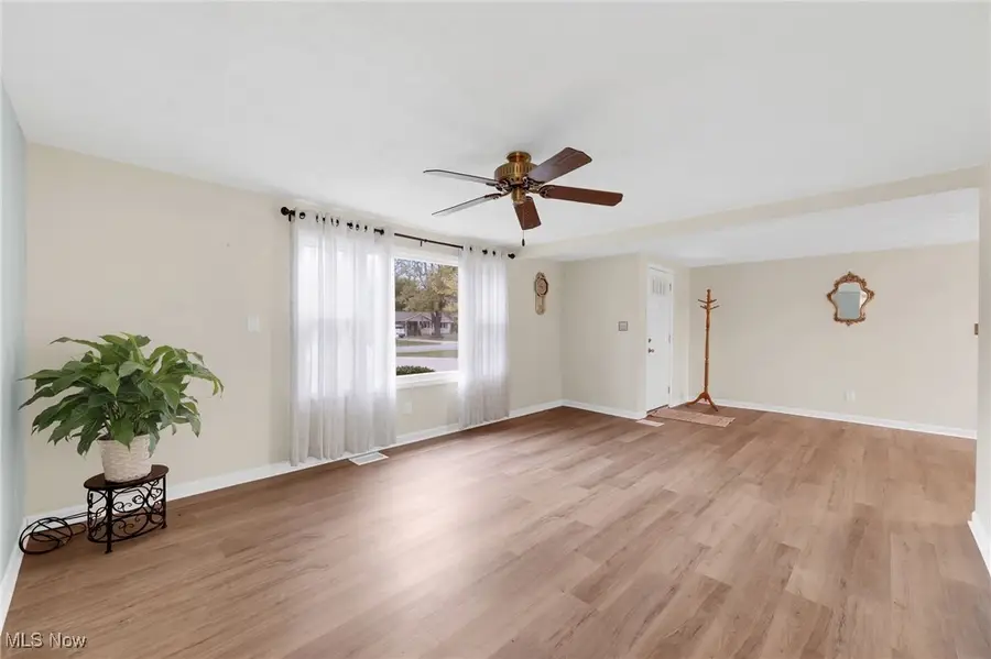 708 Diane Avenue, Streetsboro, OH 44241 - Image #2