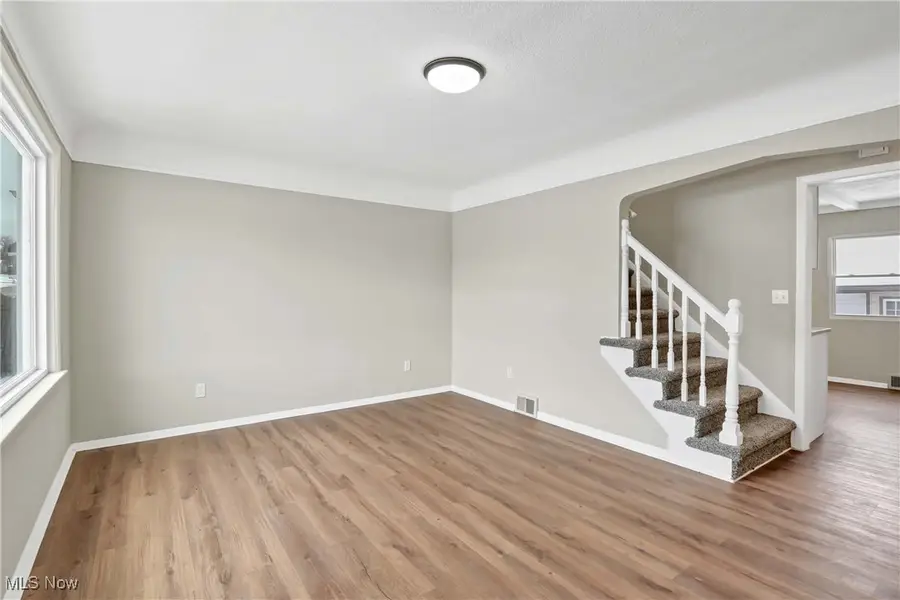 15817 Northwood Avenue, Maple Heights, OH 44137 - Image #2