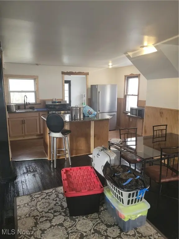 585 W Glendale Street, Bedford, OH 44146 - Image #3