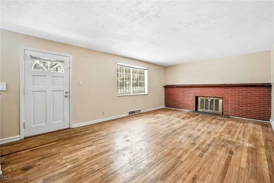 3414 Idlewood Avenue, Youngstown, OH 44511 - Image #2