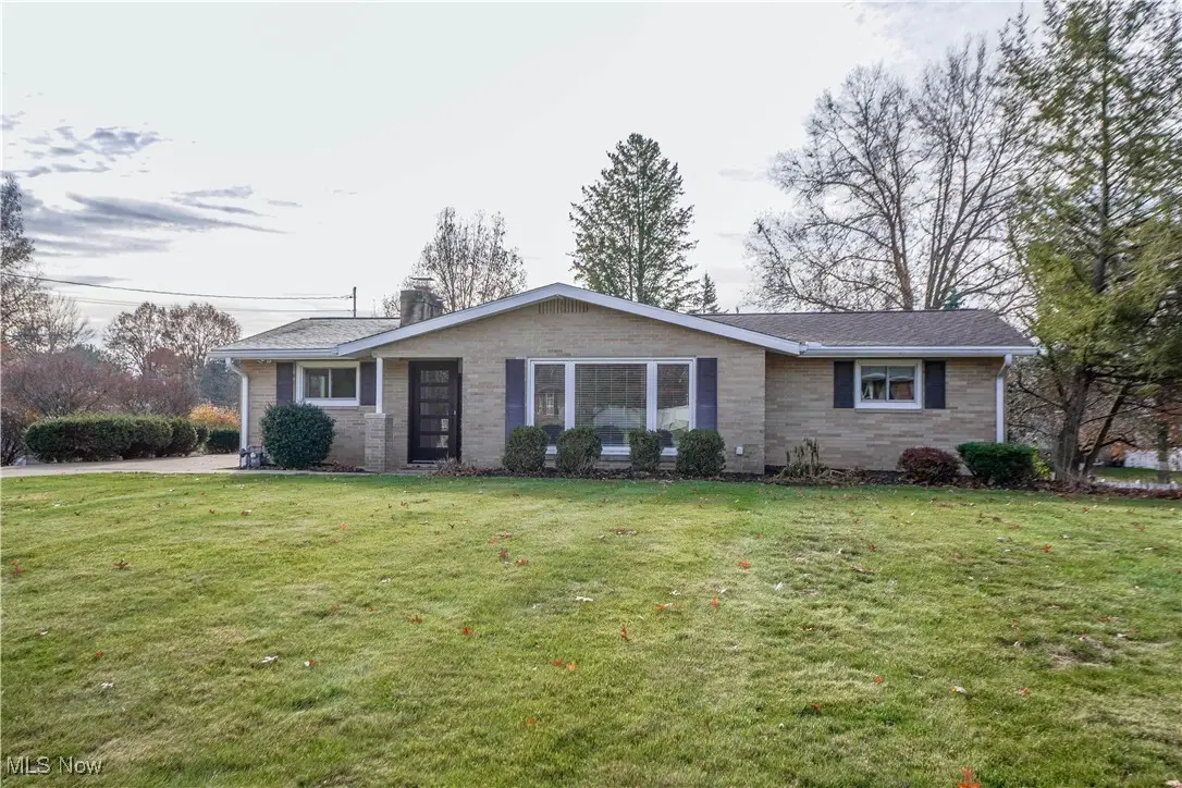 5650 Comanche Nw Street, North Canton, OH 44720 - Image #1