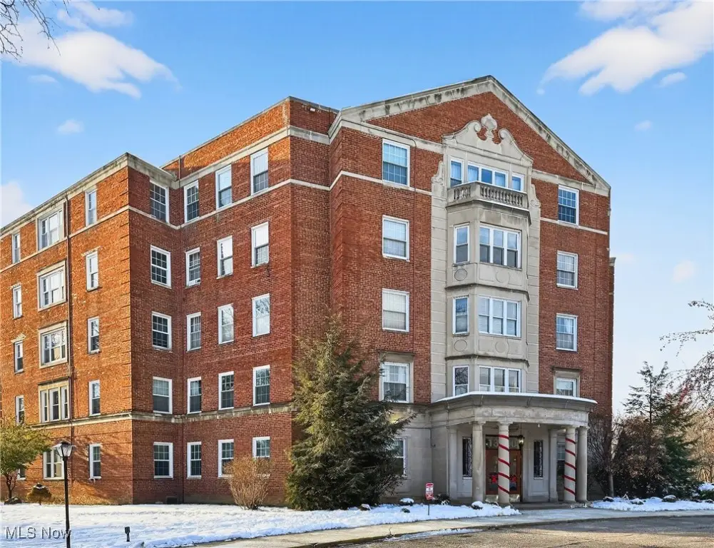 13800 Fairhill Road #512, Shaker Heights, OH 44120 - Image #1