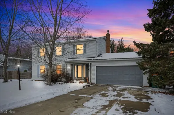 2281 Parmalee Drive, Seven Hills, OH 44131