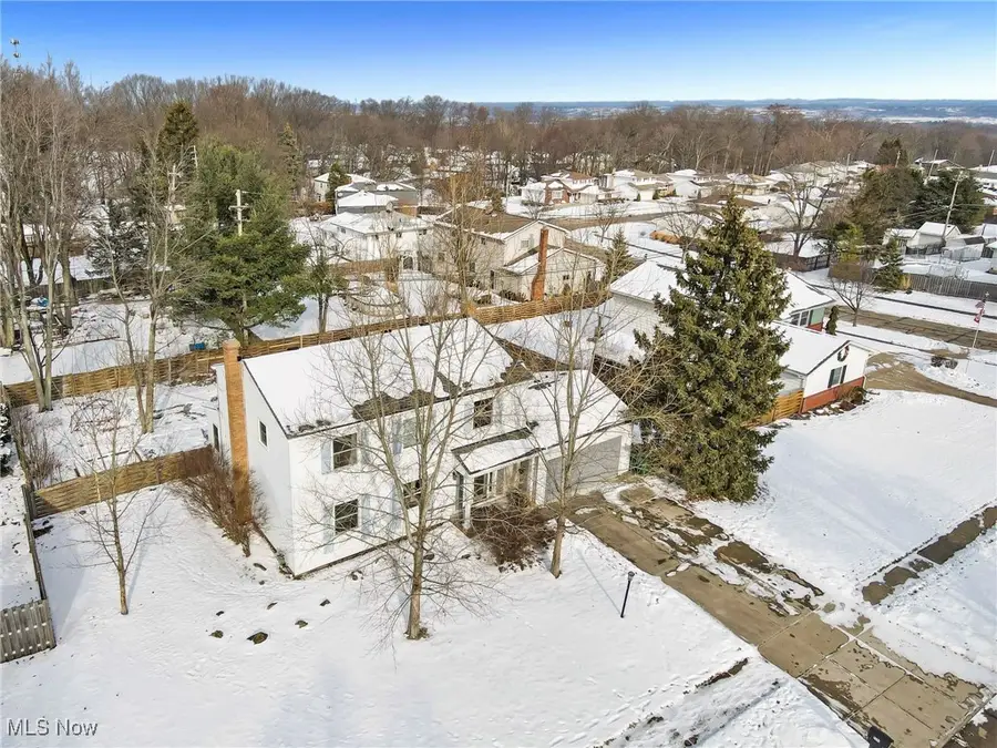 2281 Parmalee Drive, Seven Hills, OH 44131 - Image #3