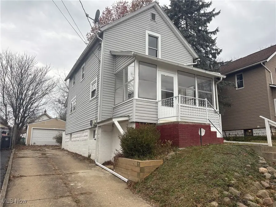 2286 6th Sw Street, Akron, OH 44314 - Image #2