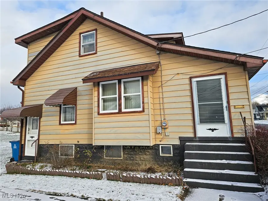 460 Devitt Avenue, Campbell, OH 44405 - Image #2