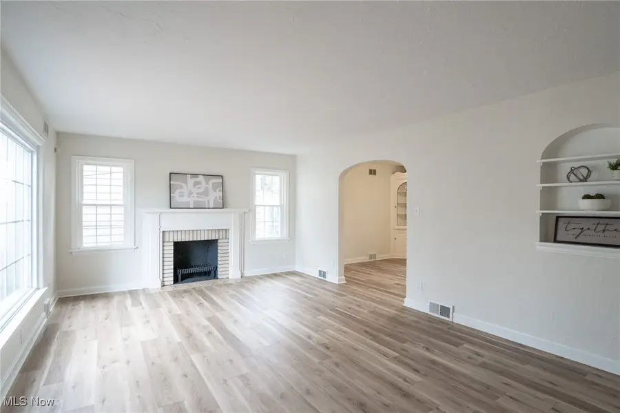 452 W Midlothian Boulevard, Youngstown, OH 44511 - Image #3