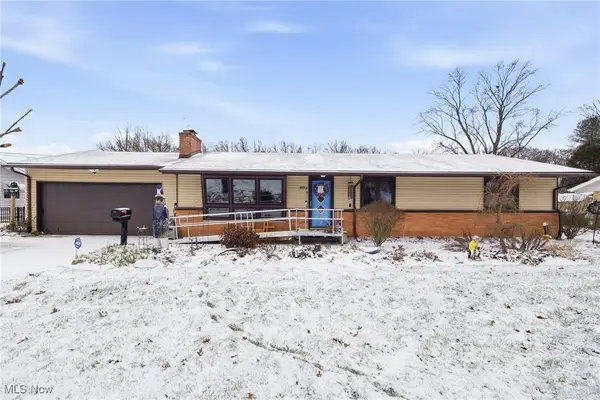 40 Lakeview Drive, Grafton, OH 44044