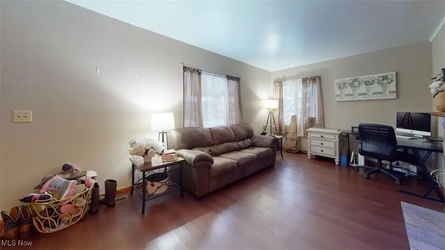 4396 Packard Street, Parkersburg, WV 26104 - Image #2