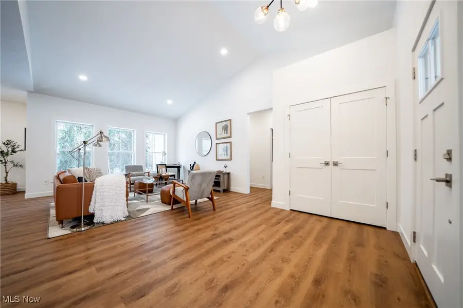 4738 Derbyshire Drive, North Randall, OH 44128 - Image #3