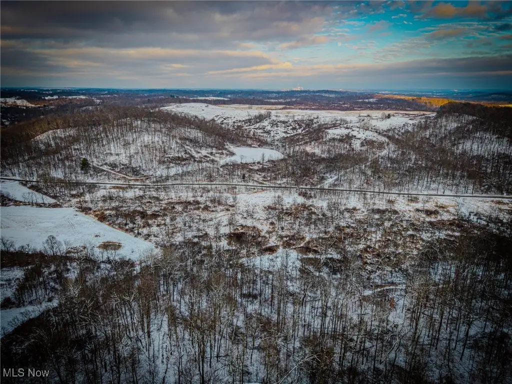 6820 Crane Run Road, Cumberland, OH 43732 - Image #1