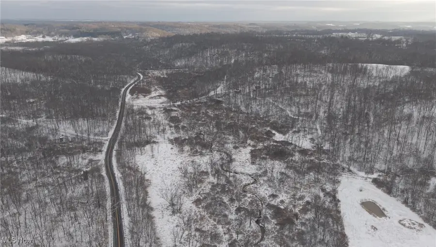 6820 Crane Run Road, Cumberland, OH 43732 - Image #3