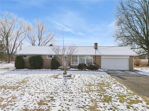 7680 Brookview Street, Louisville, OH 44641