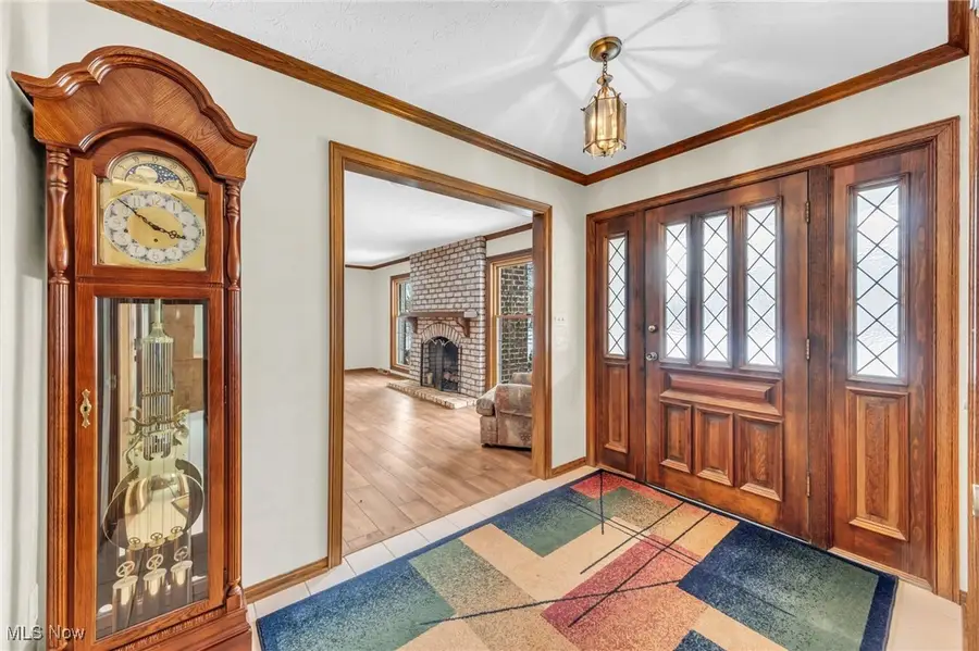 410 Breezewood Circle, Wadsworth, OH 44281 - Image #2